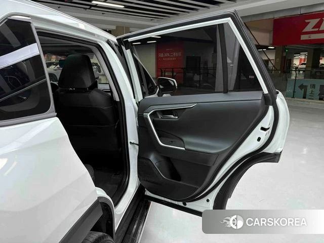 Toyota RAV4 Rongfang id 4393395 из Китая 31