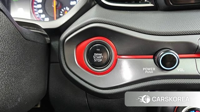 Hyundai Veloster (JS) id 4224942 из Кореи 31