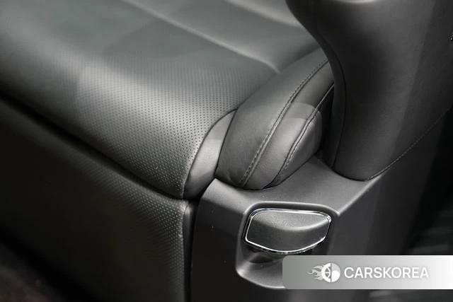 Toyota Elfa id 4272191 из Китая 31
