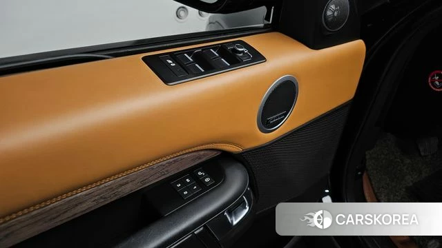 Land Rover Discovery 5 id 4620601 из Кореи 31