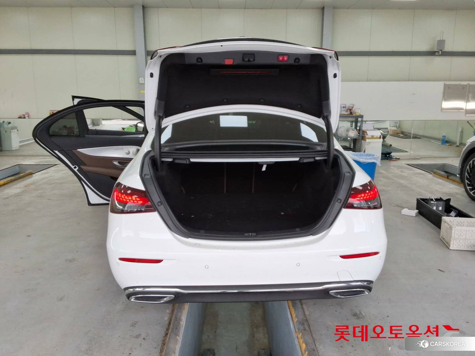 Mercedes-Benz Mercedes-Benz E350 4MATIC id 3875672 из Кореи 31