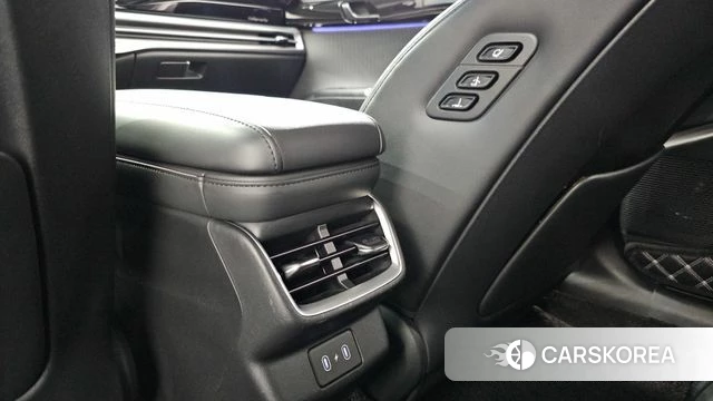 Hyundai Grandeur Hybrid (GN7) id 4921915 из Кореи 31