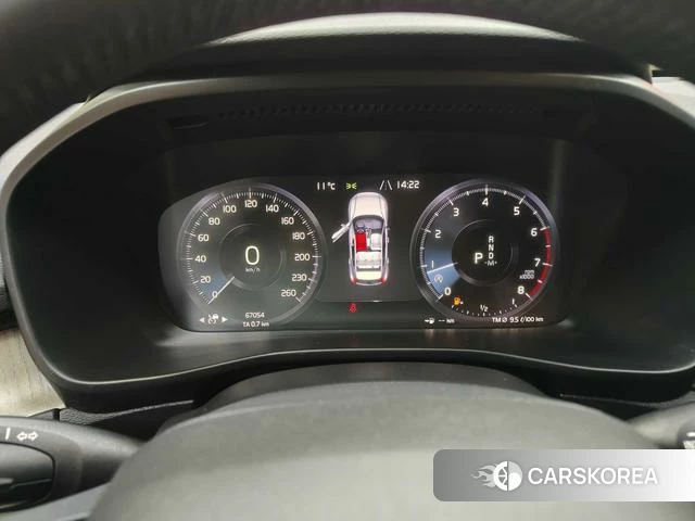 Volvo XC40 id 4219194 из Китая 31