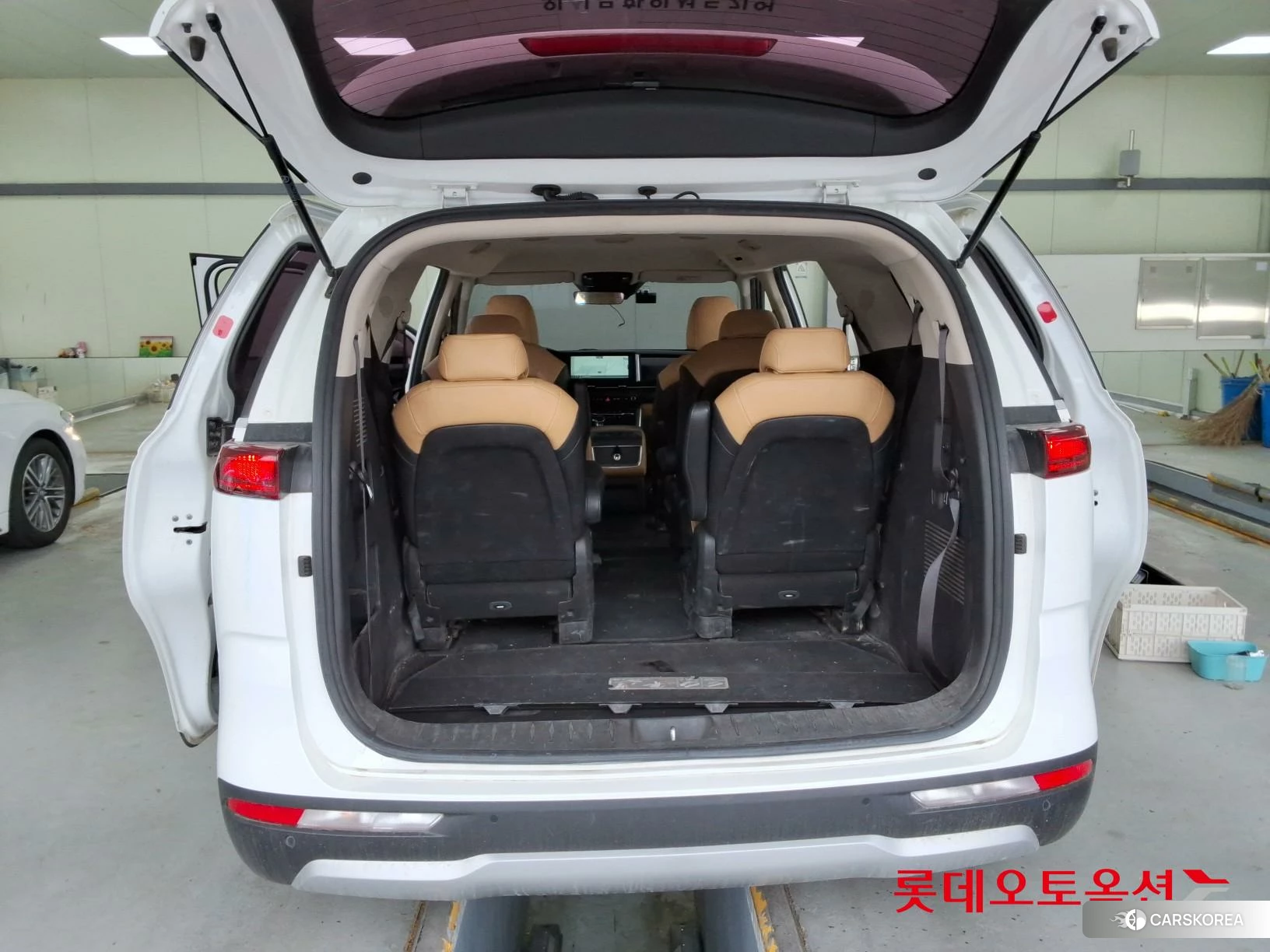 Kia Carnival id 3875729 из Кореи 31