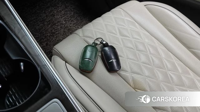 Genesis GV80 id 4702166 из Кореи 31
