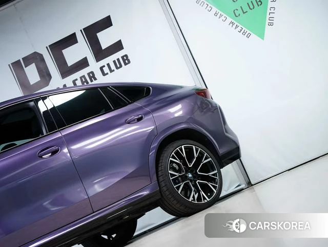 BMW X6 M id 4291464 из Китая 31