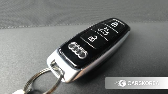 Audi S8 (D5) id 4602096 из Кореи 31