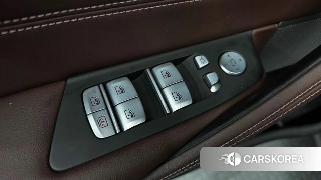 BMW 5 Series (G30) id 4928849 из Кореи 31