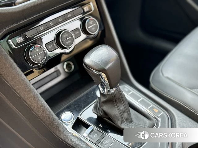 Volkswagen Tiguan L id 4208867 из Китая 31