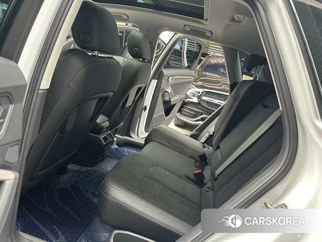 Audi Q3 id 4213372 из Китая 31