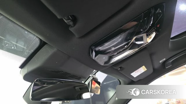 BMW 7 Series (G70) id 4185896 из Кореи 31