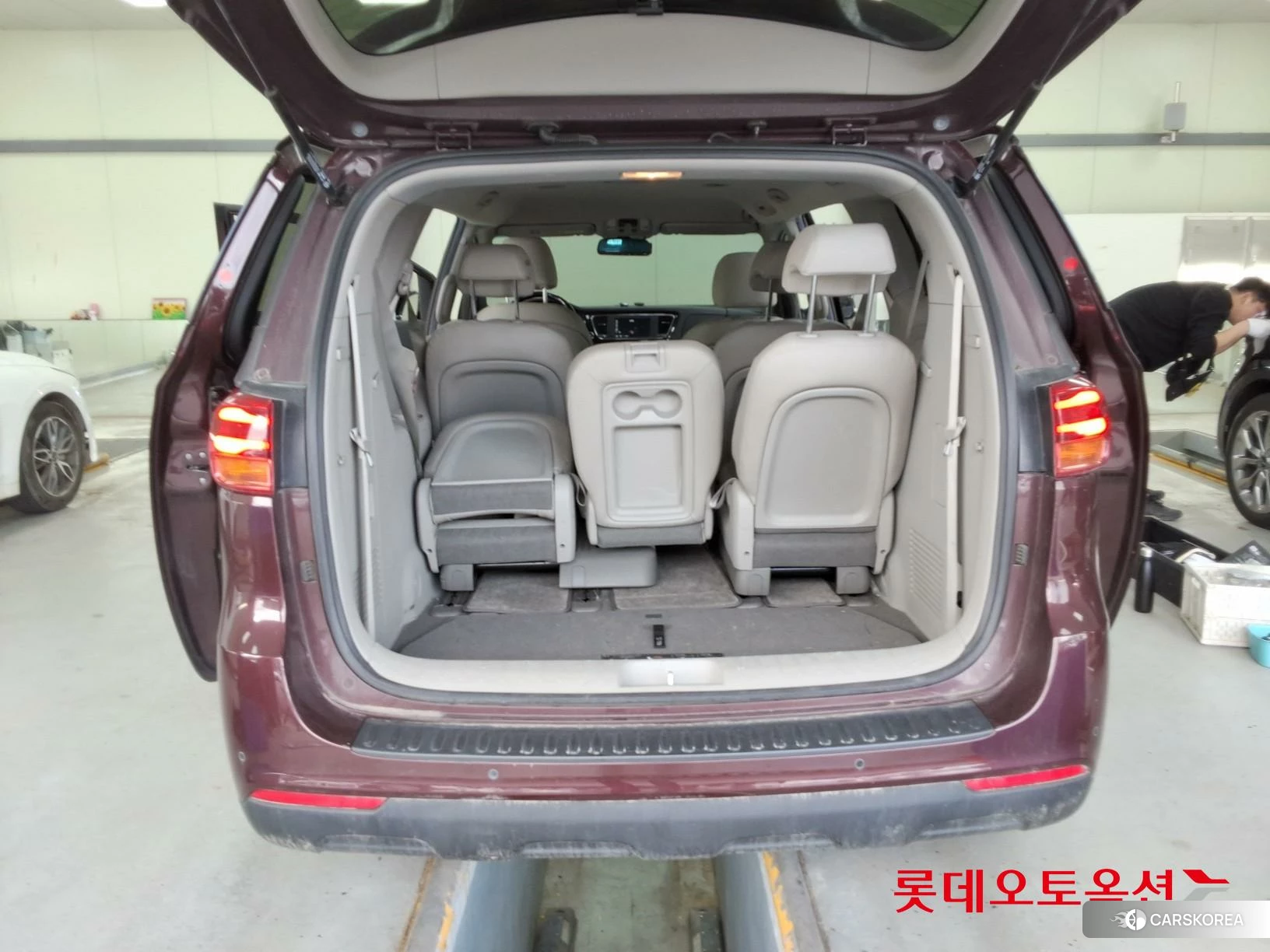 Kia Carnival id 3869416 из Кореи 31