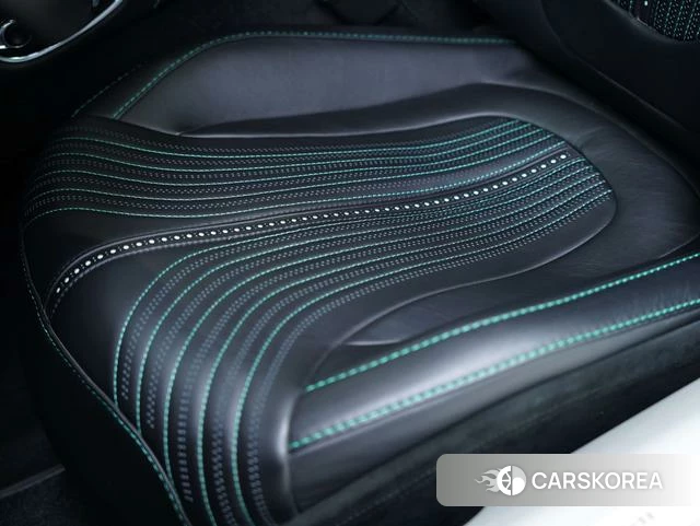 Aston Martin DB11 id 4239200 из Китая 31