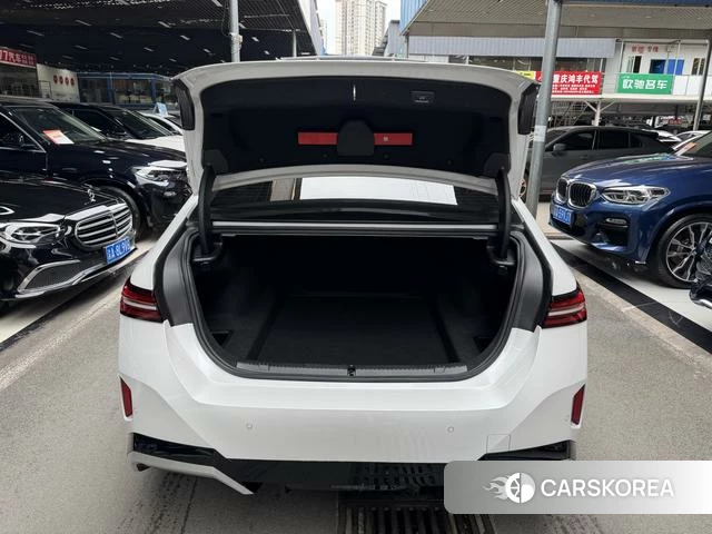 BMW 5 series id 4275662 из Китая 31