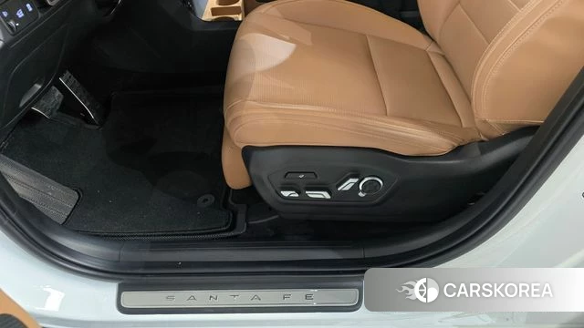 Hyundai Santa Fe (MX5) id 4870749 из Кореи 31