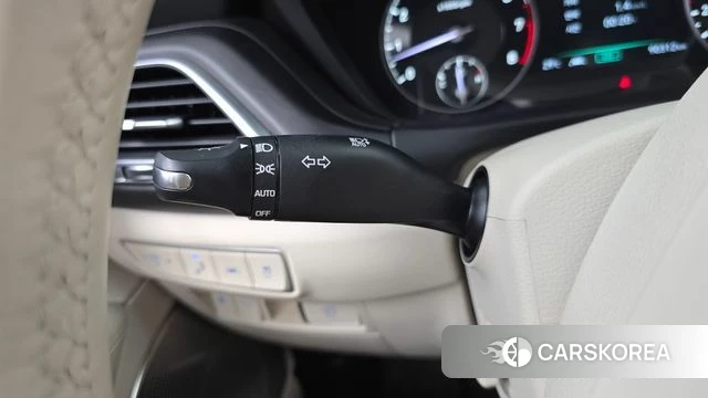 Genesis G90 id 4594980 из Кореи 31