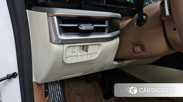 Hyundai Grandeur Hybrid (GN7) id 4315014 из Кореи 31
