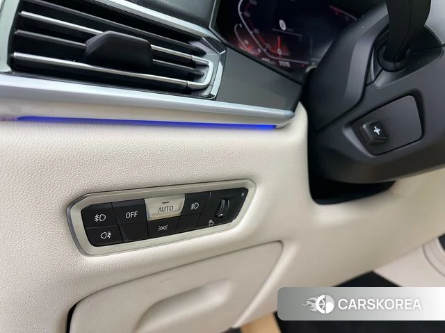 BMW X7 id 4273192 из Китая 31