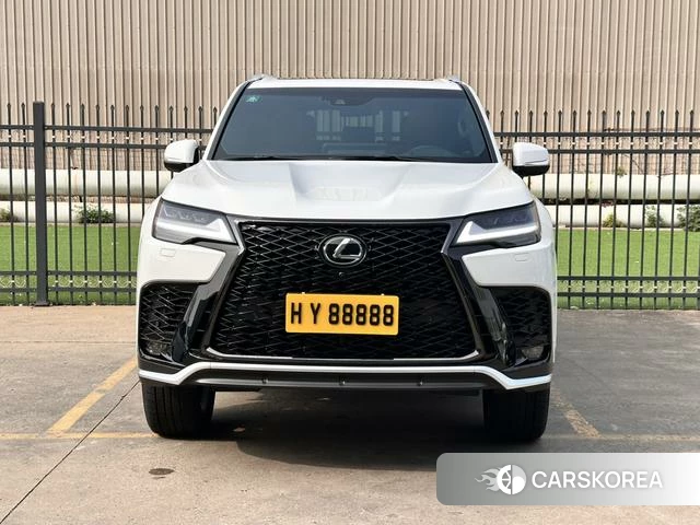 Lexus LX id 4273584 из Китая 31
