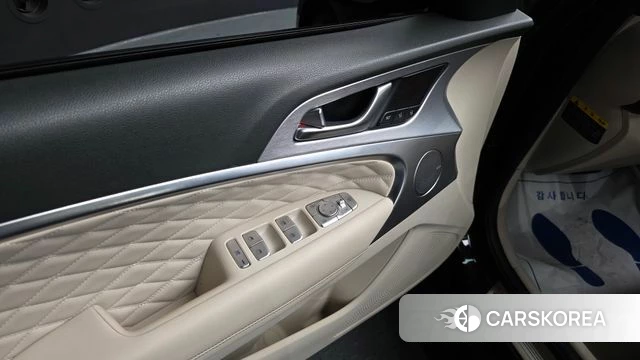 Genesis G70 id 4251385 из Кореи 31