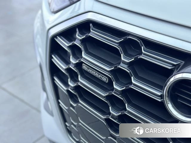 Audi Q5L id 4258868 из Китая 31