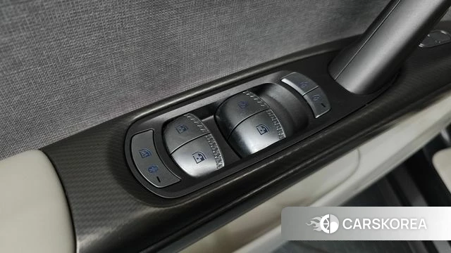 Genesis GV60 id 4881183 из Кореи 31