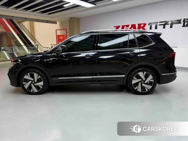 Volkswagen Tiguan L id 4274295 из Китая 31