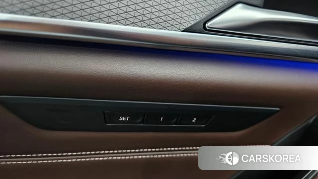 BMW 5 Series (G30) id 4345119 из Кореи 31