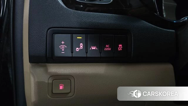 Kia The New Carnival id 4563120 из Кореи 31