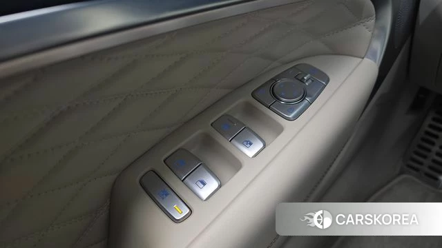 Genesis G70 id 4188488 из Кореи 31