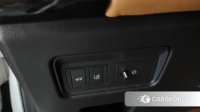 Land Rover Discovery 5 id 4448138 из Кореи 31