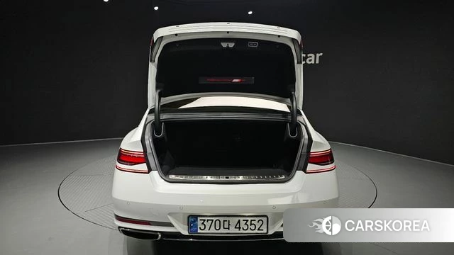 Genesis G90 (RS4) id 4534874 из Кореи 31