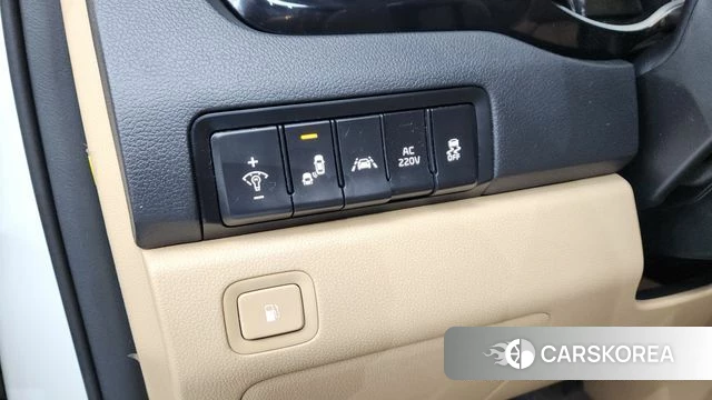 Kia All New Carnival id 4521028 из Кореи 31