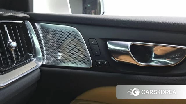 Volvo S60 3rd generation id 4187881 из Кореи 31