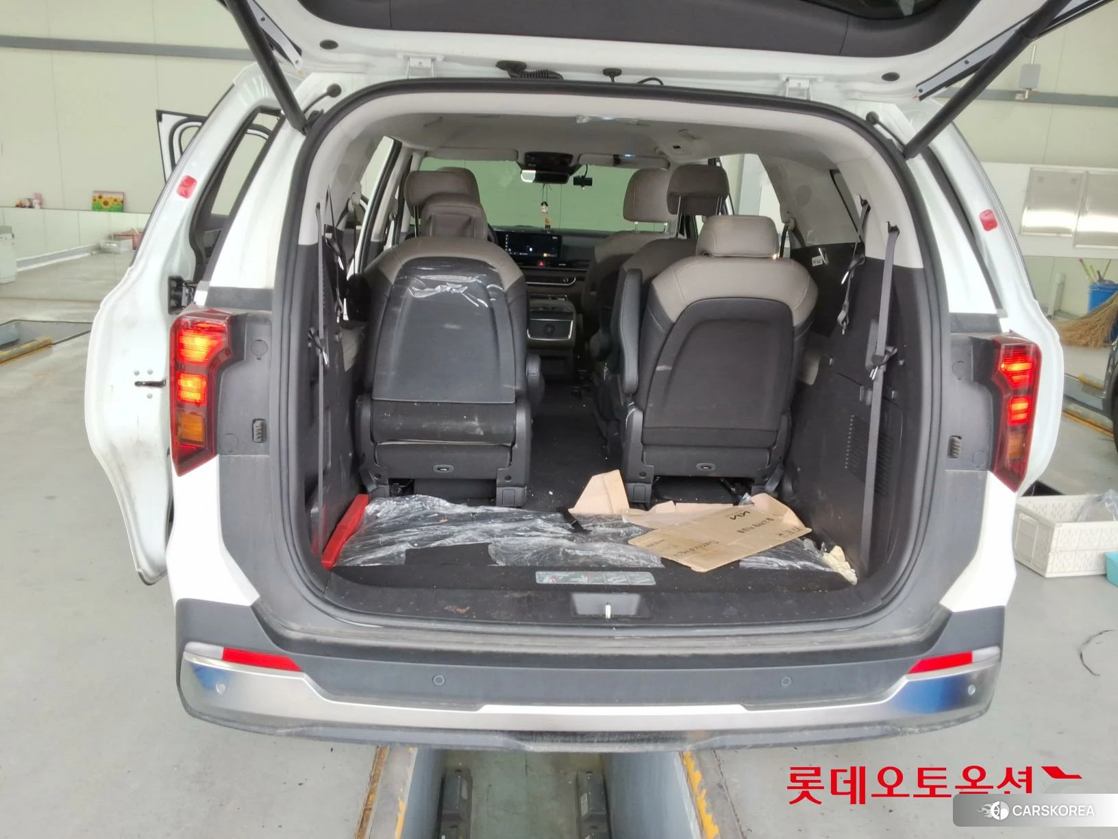 Kia Carnival Hybrid id 3888292 из Кореи 31