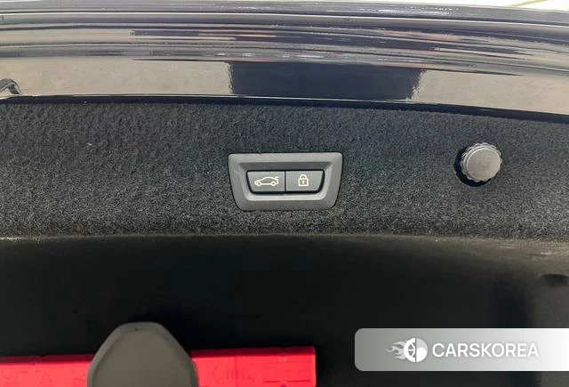 BMW 7 series id 3902341 из Китая 31