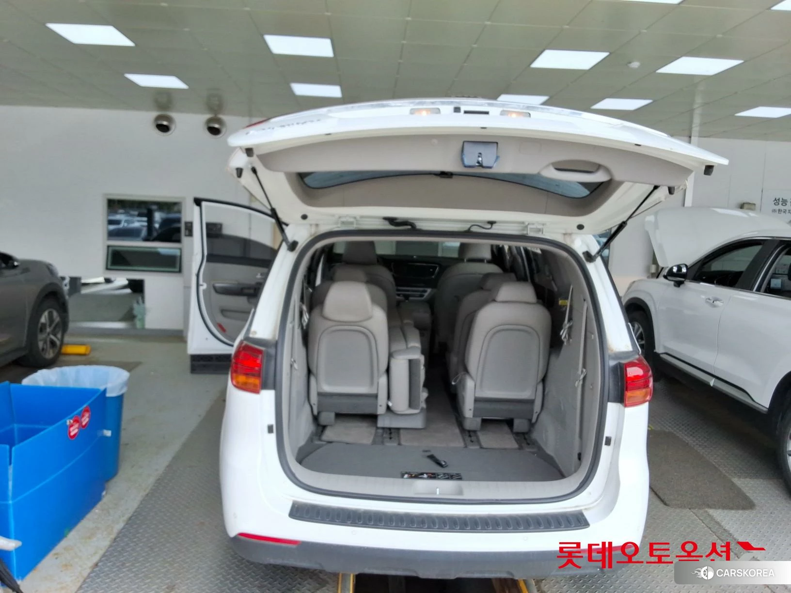 Kia Carnival id 4312611 из Кореи 31