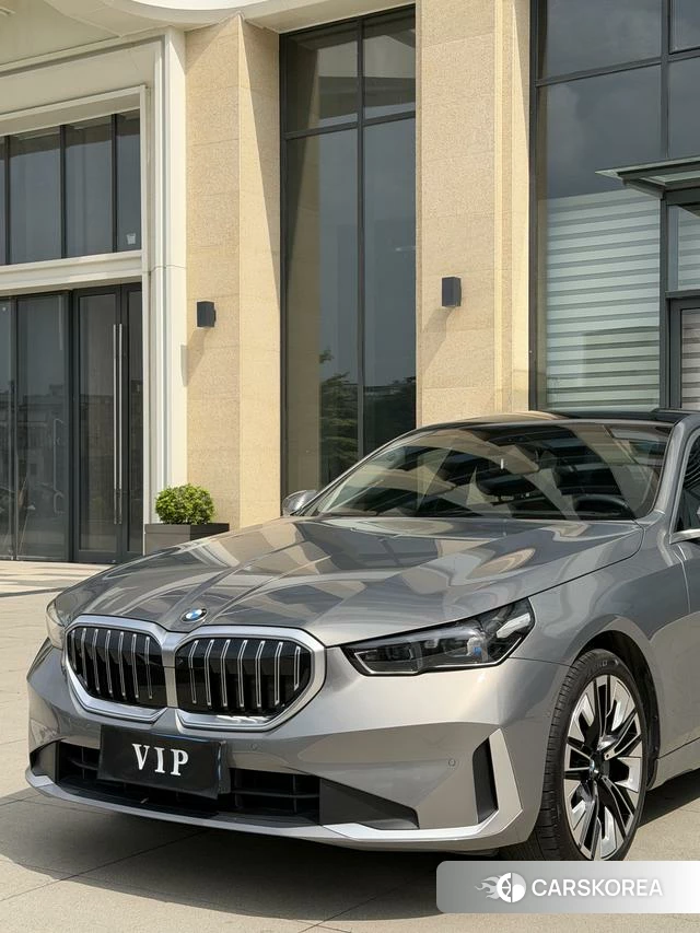 BMW 5 series id 4220105 из Китая 31