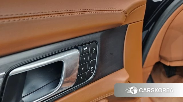 Porsche Panamera (971) id 4585189 из Кореи 31