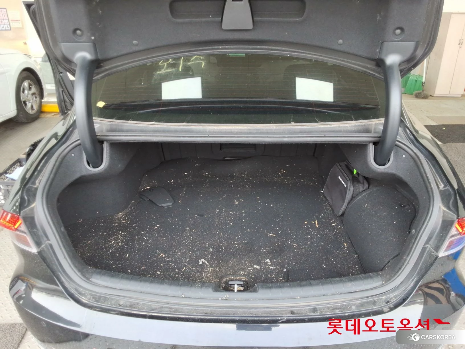 Hyundai Grandeur Hybrid id 3875693 из Кореи 31