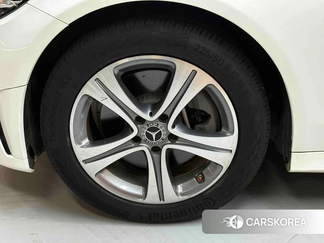 Mercedes-Benz Class C id 4341541 из Китая 31