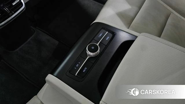 Hyundai The New Grandeur IG Hybrid id 4609063 из Кореи 31