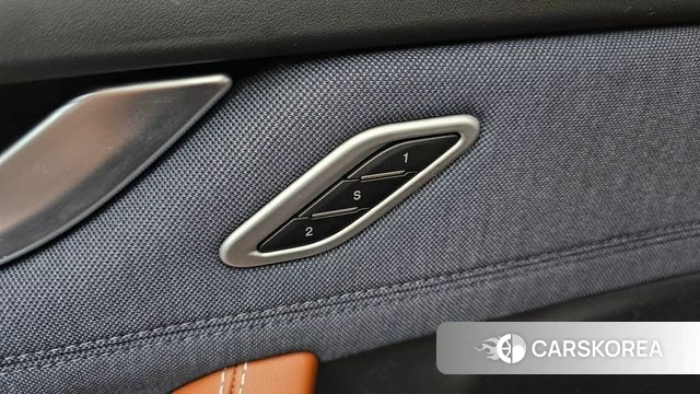 Maserati Levante id 4403090 из Кореи 31