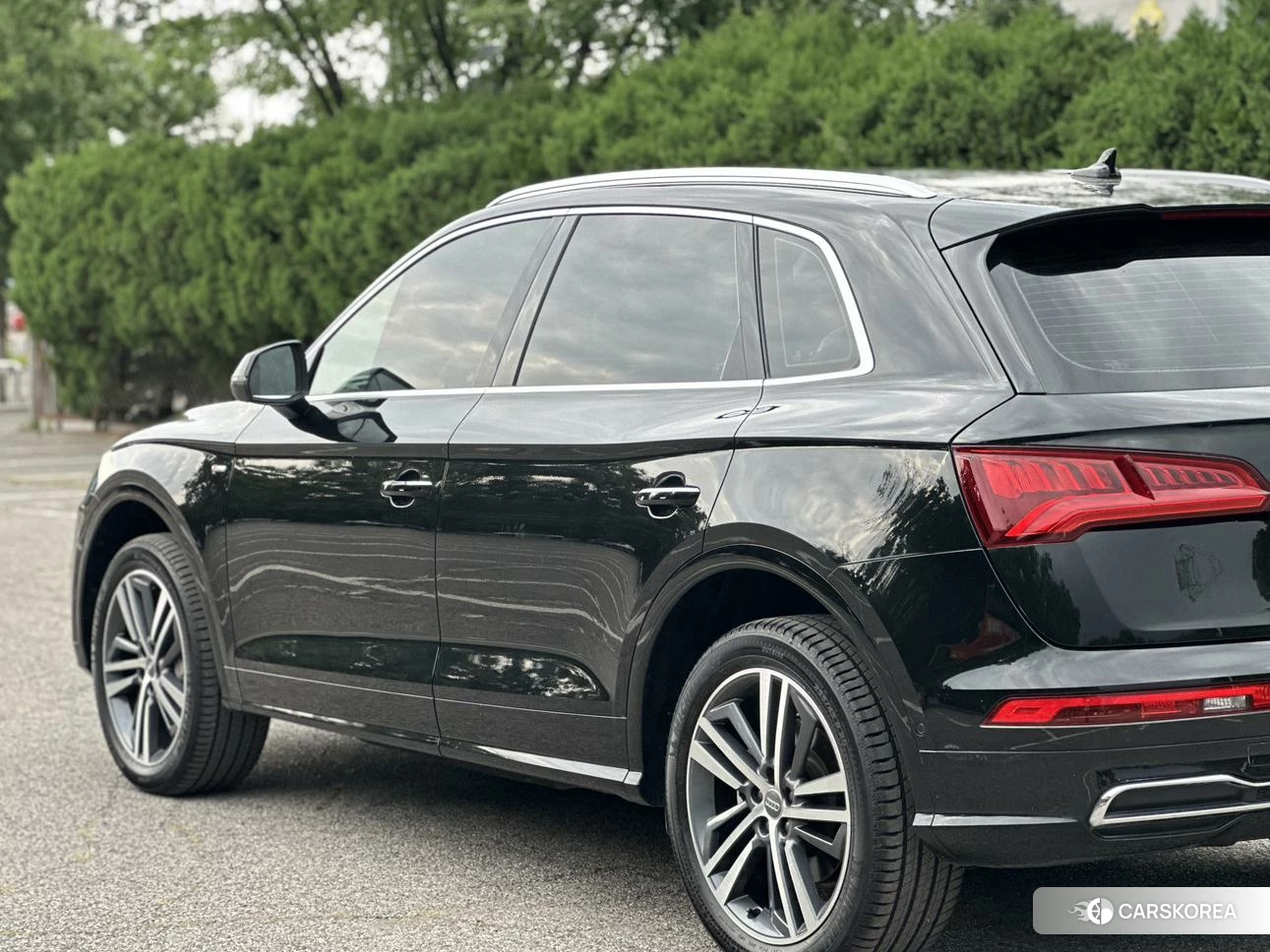 Audi Q5L id 4441311 из Китая 31