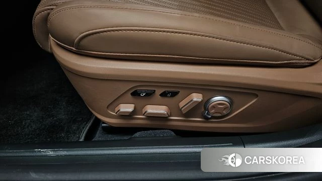 Hyundai Grandeur Hybrid (GN7) id 4315476 из Кореи 31