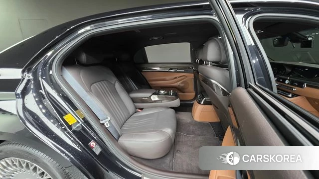 Genesis G90 id 4344999 из Кореи 31