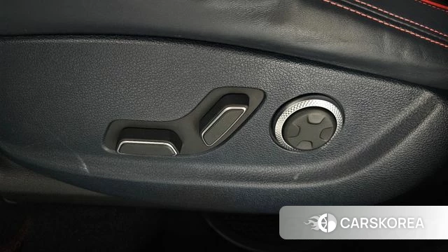 Genesis GV70 id 4389153 из Кореи 31