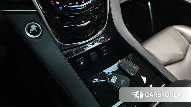 Cadillac Escalade id 4286016 из Кореи 31