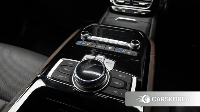 Genesis G90 id 4907408 из Кореи 31