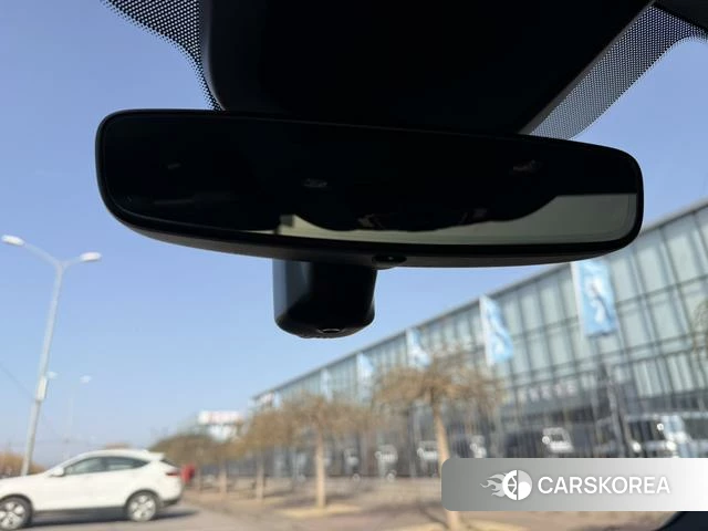 Audi A6L id 4276122 из Китая 31